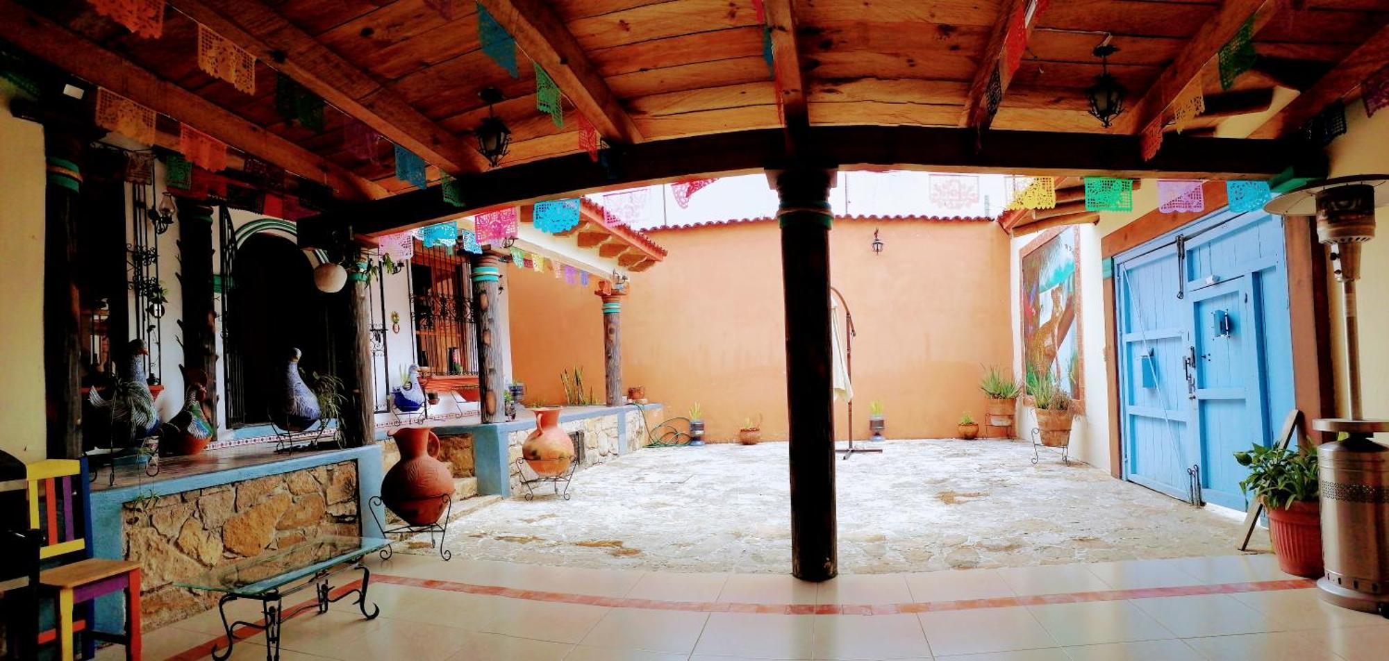 Hotel Tierra Maya San Cristóbal de Las Casas Esterno foto